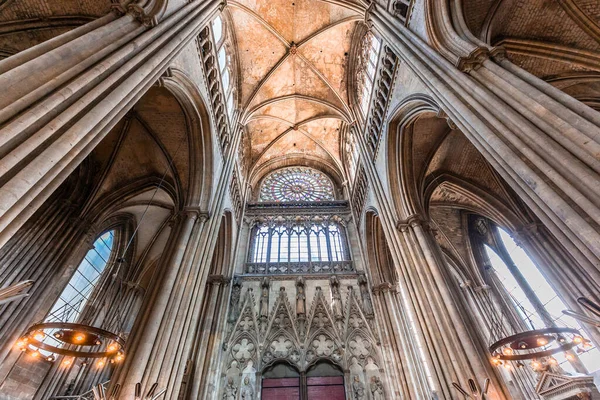 Rouen Francja Kwietnia 2022 Wnętrza Dekoracje Architektoniczne Katedry Matki Boskiej — Zdjęcie stockowe