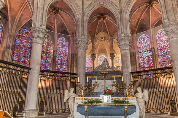 stock image AUXERRE, FRANCE, APRIL 13, 2022 : interiors and architectural details of Saint Etienne cathedral