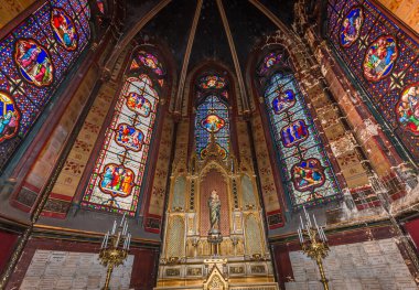 PARIS, FRANCE, ECTOBER 06, 2022: Paris, Fransa 'daki Saint Clotilde Kilisesi' nin mimari detayları