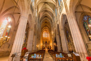 PARIS, FRANCE, ECTOBER 06, 2022: Paris, Fransa 'daki Saint Clotilde Kilisesi' nin mimari detayları