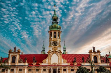 Prag, Çek Cumhuriyeti, Eylül 08: Loreta Kilisesi 'nin mimari detayları, Eylül 08, 2019 Prag, Çek Cumhuriyeti