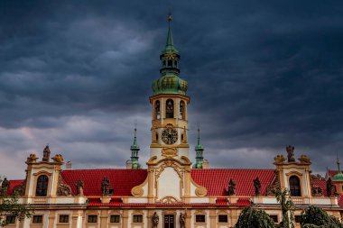Prag, Çek Cumhuriyeti, Eylül 08: Loreta Kilisesi 'nin mimari detayları, Eylül 08, 2019 Prag, Çek Cumhuriyeti