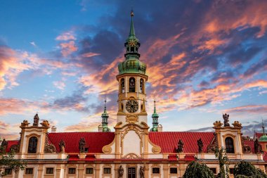 Prag, Çek Cumhuriyeti, Eylül 08: Loreta Kilisesi 'nin mimari detayları, Eylül 08, 2019 Prag, Çek Cumhuriyeti