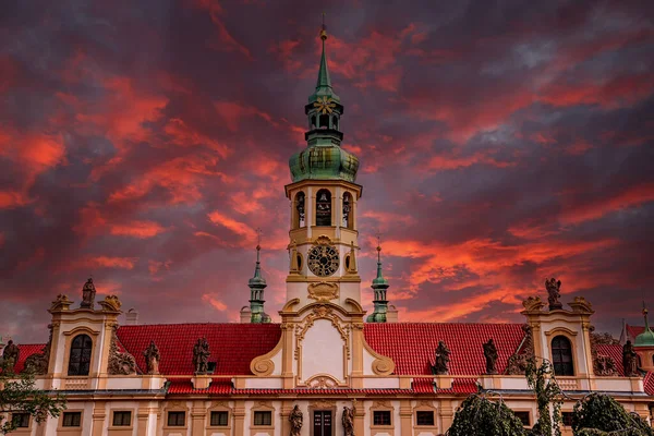 Prag, Çek Cumhuriyeti, Eylül 08: Loreta Kilisesi 'nin mimari detayları, Eylül 08, 2019 Prag, Çek Cumhuriyeti