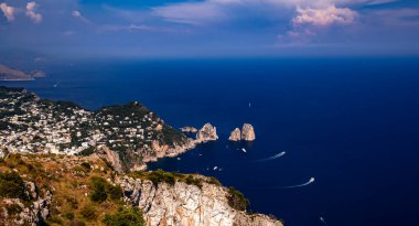 CAPRI ISLAND, ITALY, 10 Haziran 2015: Capri Adası, Capri Adası, İtalya