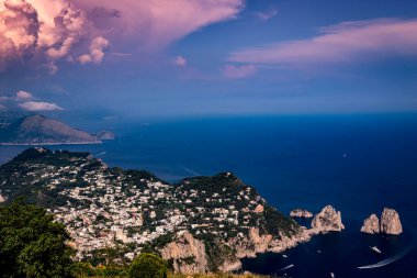 CAPRI ISLAND, ITALY, 10 Haziran 2015: Capri Adası, Capri Adası, İtalya