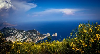 CAPRI ISLAND, ITALY, 10 Haziran 2015: Capri Adası, Capri Adası, İtalya