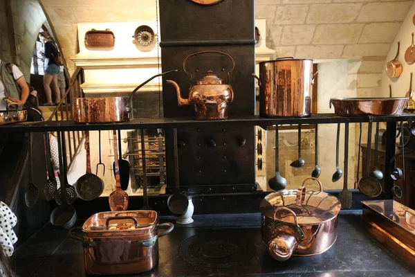 CHENONCEAUX, FRANCE, HAZİRAN 07, 2015: Chateau de Chenonceau 'nun iç ve mimari detayları, Temmuz 07, 2015, Chenonceaux, Fransa