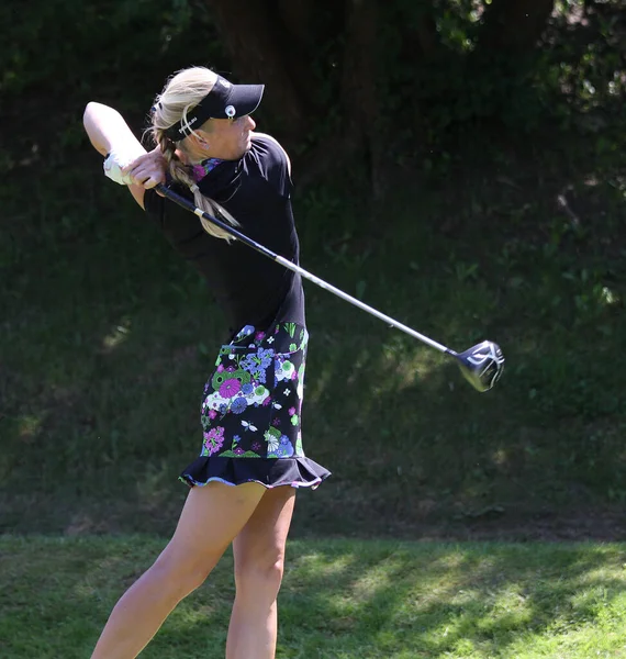 Bayan Golfçü Bir Golf Sahasında Fourqueux Fransa Haziran 2013 — Stok fotoğraf