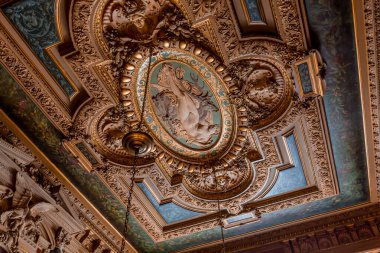 PARIS, FRANCE, HAZİRAN 24 HAZİRAN 2023 İçişleri, Koleksiyonlar, La Paiva Köşkü mobilya ve dekorasyonları, Şanzelize, Paris, Fransa