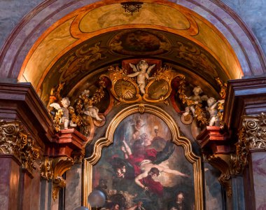Vienna, AUSTRIA, 25 Mayıs 2023: Peterskirche Kilisesi 'nin iç mekanları, freskleri ve mimari detayları
