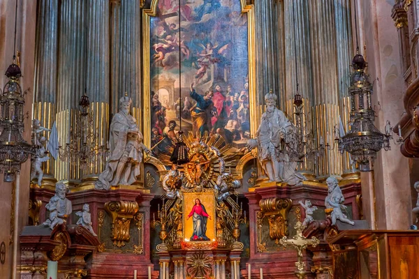 Wiedeń Austria Maj 2023 Wnętrza Freski Szczegóły Architektoniczne Kościoła Peterskirche — Zdjęcie stockowe