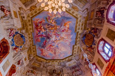 Vienna, AUSTRIA, 26 Mayıs 2023: Belvedere Sarayı 'nın içi, freskleri ve mimari detayları