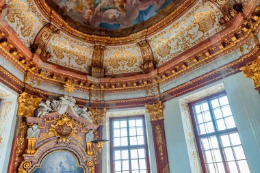 Vienna, AUSTRIA, 26 Mayıs 2023: Belvedere Sarayı 'nın içi, freskleri ve mimari detayları