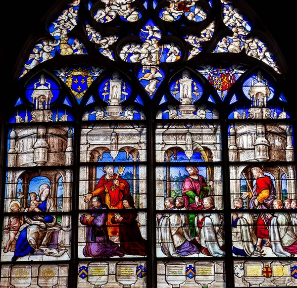 Bourges Cher Franciaország 2023 Április Festett Szemüveg Dekoráció Bazilika Szent — Stock Fotó