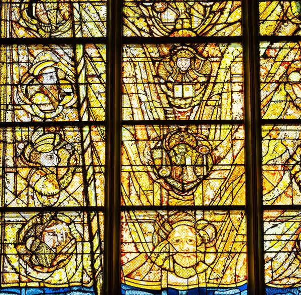 オルレアン フランス April 2023 聖十字架の大聖堂バシリカのステンドグラス窓スロット さまざまなアーティスト 19世紀 — ストック写真