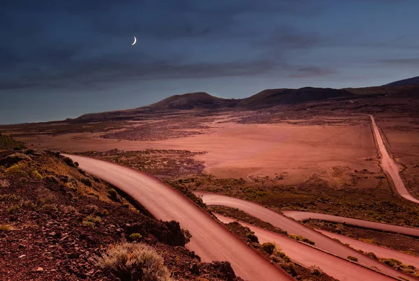 Piton de la Fournaise volkanı yolu, Reunion adası, Hint okyanusu, Fransa