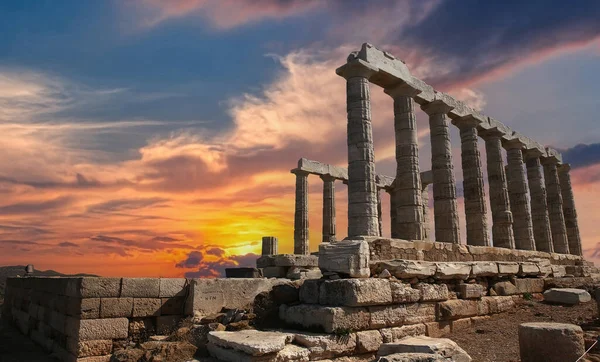 Cape Sounion, Yunanistan, 19 Eylül 2017: Poseidon Tapınağı içinde cape Sounion, 19 Eylül 2017 Cape Sounion, attica, Yunanistan