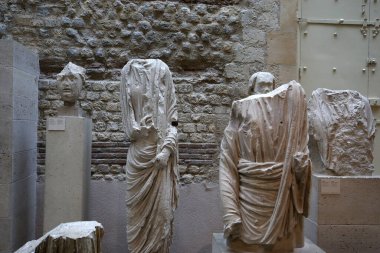 PARIS, FRANCE, 16 ARALIK 2023: Cluny Şapeli, Paris, Fransa