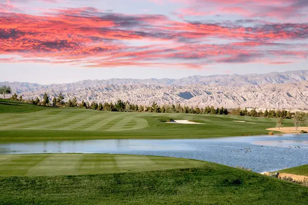 Golfplatz Bei Sonnenuntergang Palmquellen Kalifornien Usa Stockfoto