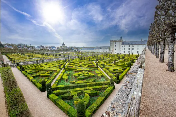 ANGERS, FRANCE, 25 Mart 2024: Angers yakınlarındaki Chateau de Villandry 'nin dış dekorları, Loire Valley, Fransa