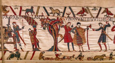 BAYEUX, FRANCE, 14 Mayıs 2024: Bayeux 'nun duvar halısı, 1066 yılındaki Hastings savaşını, İngiltere' nin Norman fethini betimliyor.