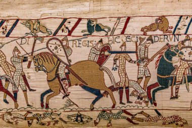 BAYEUX, FRANCE, 14 Mayıs 2024: Bayeux 'nun duvar halısı, 1066 yılındaki Hastings savaşını, İngiltere' nin Norman fethini betimliyor.
