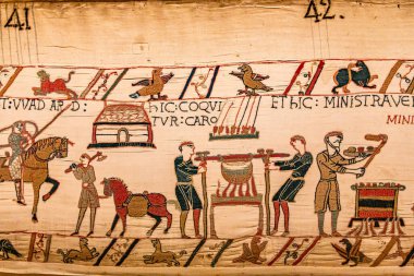 BAYEUX, FRANCE, 14 Mayıs 2024: Bayeux 'nun duvar halısı, 1066 yılındaki Hastings savaşını, İngiltere' nin Norman fethini betimliyor.