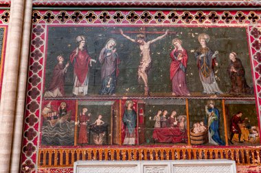 BAYEUX, FRANCE, 14 Mayıs 2024: Bayeux Leydisi Katedrali 'nin mimari dekorları, norrmandiya