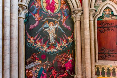 BAYEUX, FRANCE, 14 Mayıs 2024: Bayeux Leydisi Katedrali 'nin mimari dekorları, norrmandiya