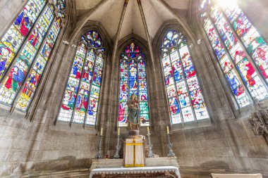 EVREUX, FRANCE, 11 Mayıs 2024: Evreux Leydimizin Katedrali 'nin iç mimari ve mimari dekorları