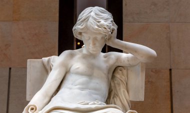 PARIS, FRANCE, Kasım 22, 2023: Orsay Müzesinin mimari detayları