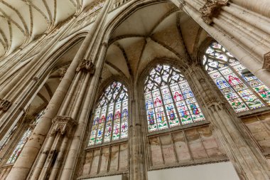 ROUEN, FRANCE, MAYIS 08, 2024: Saint Ouen Katedralinin iç mimari dekorları