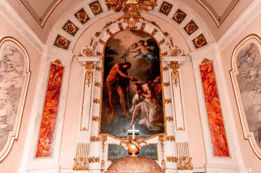 LYON, RHON, FRANCE, ECTOBER 15, 2024: Saint Bruno des Chartreux Kilisesi 'nin iç ve mimari detayları