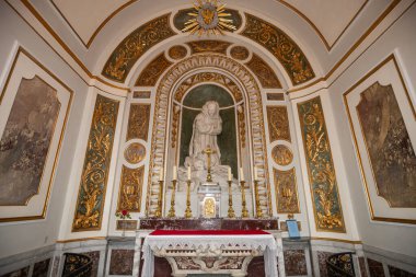 LYON, RHON, FRANCE, ECTOBER 15, 2024: Saint Bruno des Chartreux Kilisesi 'nin iç ve mimari detayları