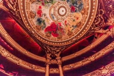 PARIS, FRANCE, 22 ARALIK 2012: Marc Chagall 'ın Paris Operası' ndaki tavan manzarası, Palais Garnier 