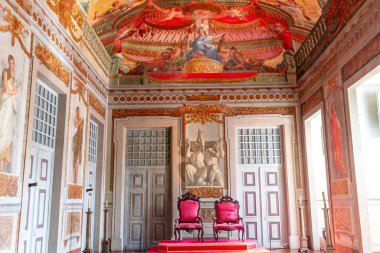 MAFRA, PORTUGAL, 13 Mart 2025, Mafra 'nın ulusal sarayının iç ve mimari detayları