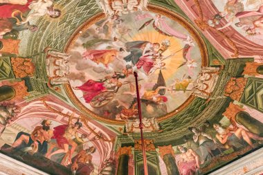 LISBON, PORTUGAL, 11 Mart 2025, Ajuda ulusal sarayının iç ve mimari detayları