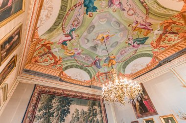 LISBON, PORTUGAL, 11 Mart 2025, Ajuda ulusal sarayının iç ve mimari detayları