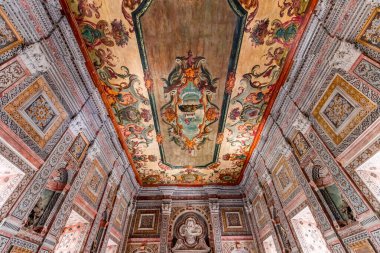 LISBON, PORTUGAL, 15 Mart 2025, Sao Vicente de Fora Manastırı 'nın mimari detayları, Lizbon, Portekiz