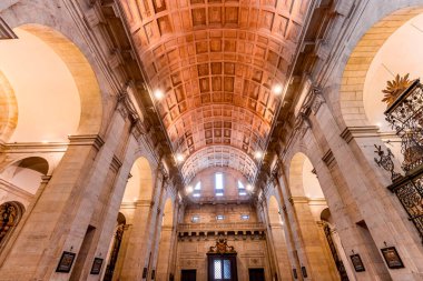 LISBON, PORTUGAL, 15 Mart 2025, Sao Vicente de Fora Manastırı 'nın mimari detayları, Lizbon, Portekiz