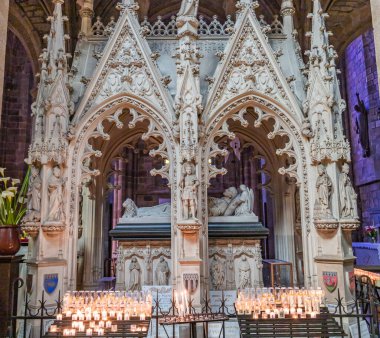 TREGUIER, COTES D 'ARMOR, BRANY, FRANCE, 2025: Katedral Saint Tugdual' ın mimari detayları