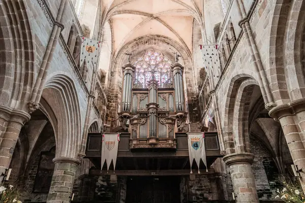 TREGUIER, COTES D 'ARMOR, BRANY, FRANCE, 2025: Katedral Saint Tugdual' ın mimari detayları