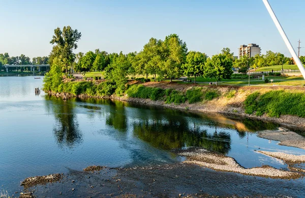 Rio Willamette Passa Por Riverfront Park Salem Oregon — Fotografia de Stock