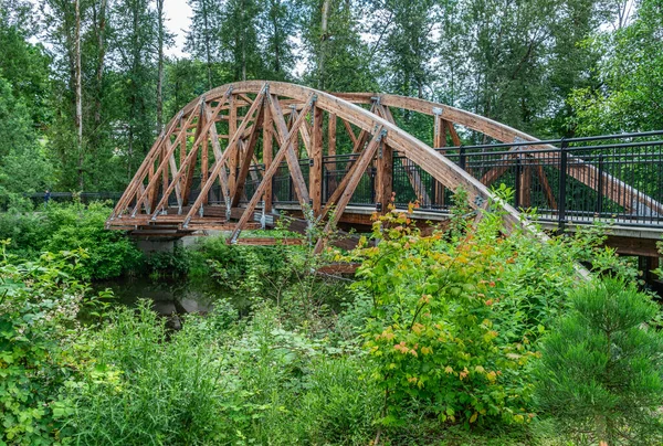 Sebuah Jembatan Penyeberangan Atas Sungai Sammamish Bothell Washington Stok Gambar Bebas Royalti