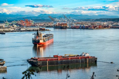 Washington State Tacoma'da bağlantı noktası bir görünümünü.