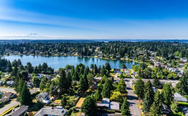 Gökten Burien Gölü manzarası. Fotoğraf Burien, Washington 'da çekildi..