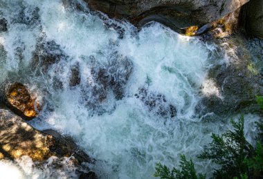 Washington 'da Denny Creek' teki Whitewater 'ın detaylı bir fotoğrafı..