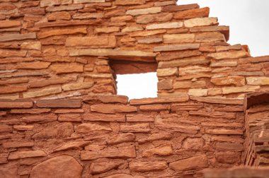 Lomaki ve Box Canyon Pueblos