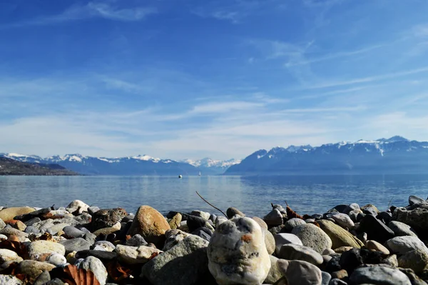 Krajina Švýcarského Jezera Pohořím Klidná Vodní Plocha — Stock fotografie